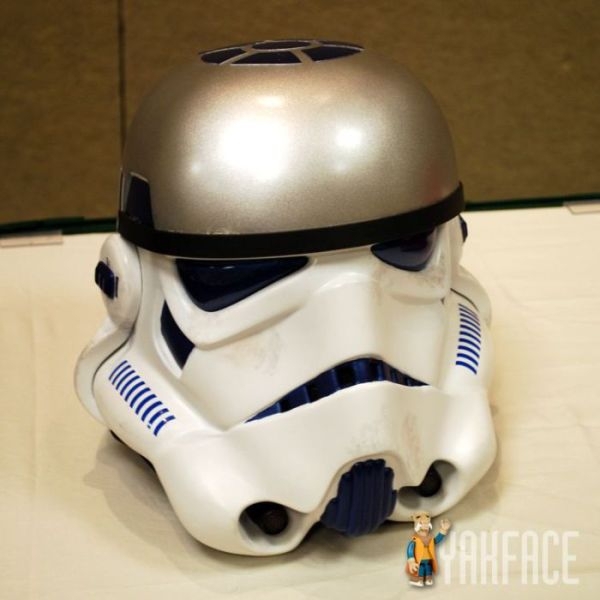 r2d2 storm trooper helmet