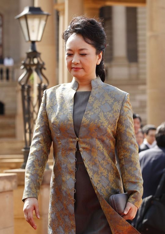 Classy Peng Liyuan