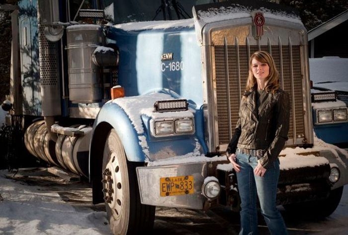 Lisa Kelly Beautiful Truck Driver 