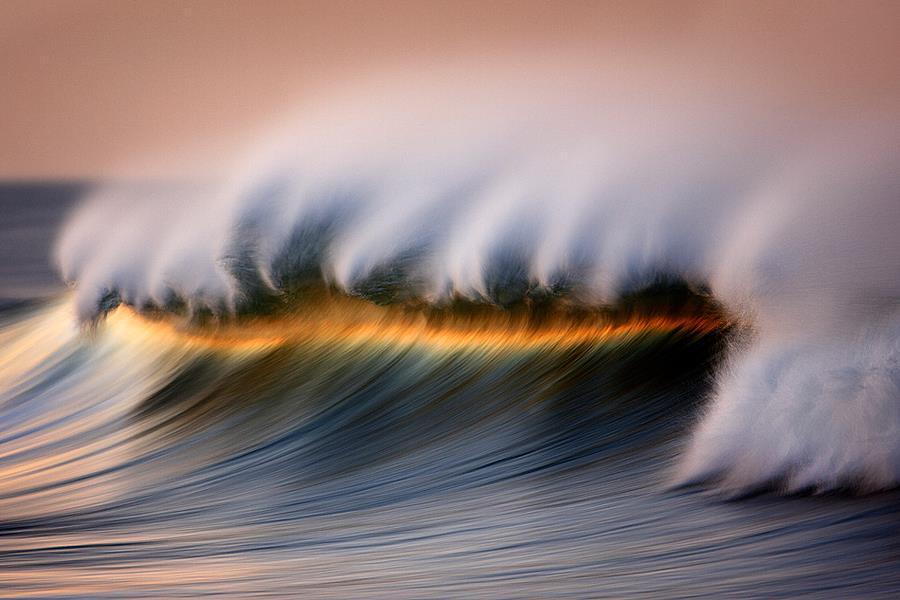 Beautiful Crashing Waves By David Orias 