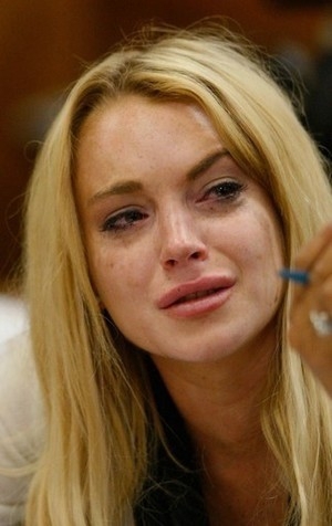 Lindsey Lohan crys in court