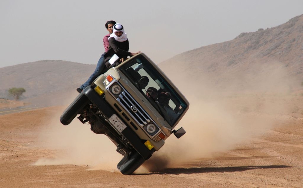 Sidewall Skiing In Saudi Arabia two wheel driving 