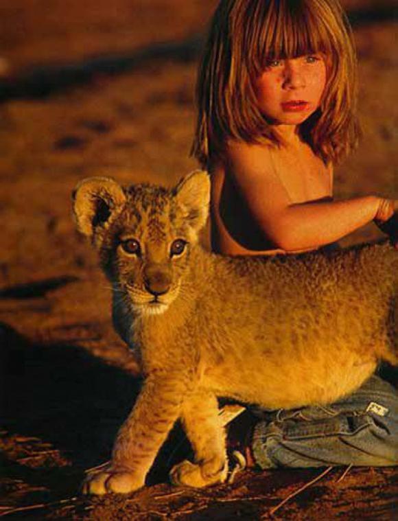 Tippi Hedren And Lion Cub 