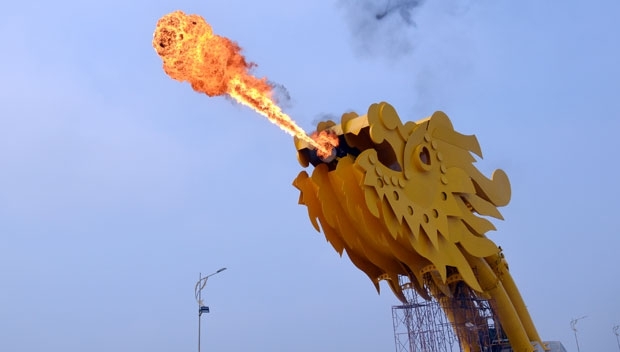 New Fire-Breathing Dragon Bridge Opens in Vietnam