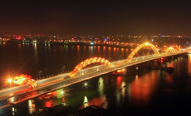 New Fire-Breathing Dragon Bridge Opens in Vietnam