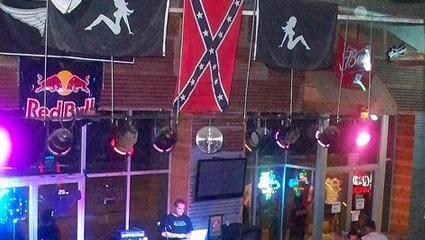 Redneck Bar 