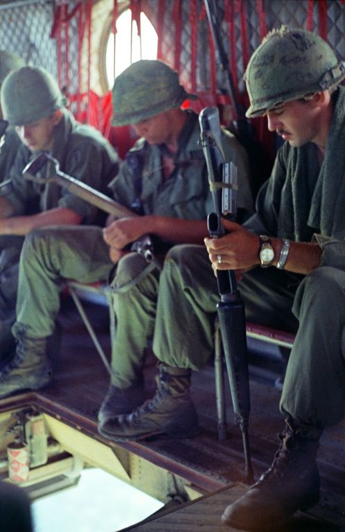 Soldiers saying a prayer 