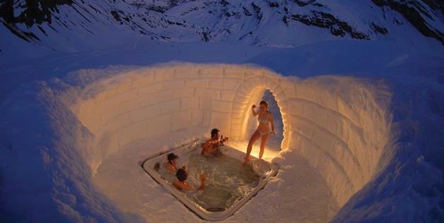 Hot tub in the snow 