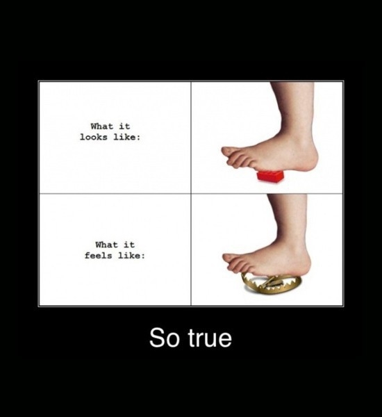 foot vs Lego 