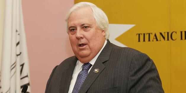 Billionaire Clive Palmer is building an army of robot dinosaurs — supposedly for his resort