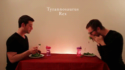How a tyrannosaurus rex eats its food