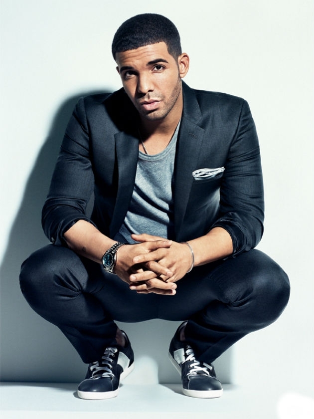 Drake Makes Men’s Fashion Look Sexy