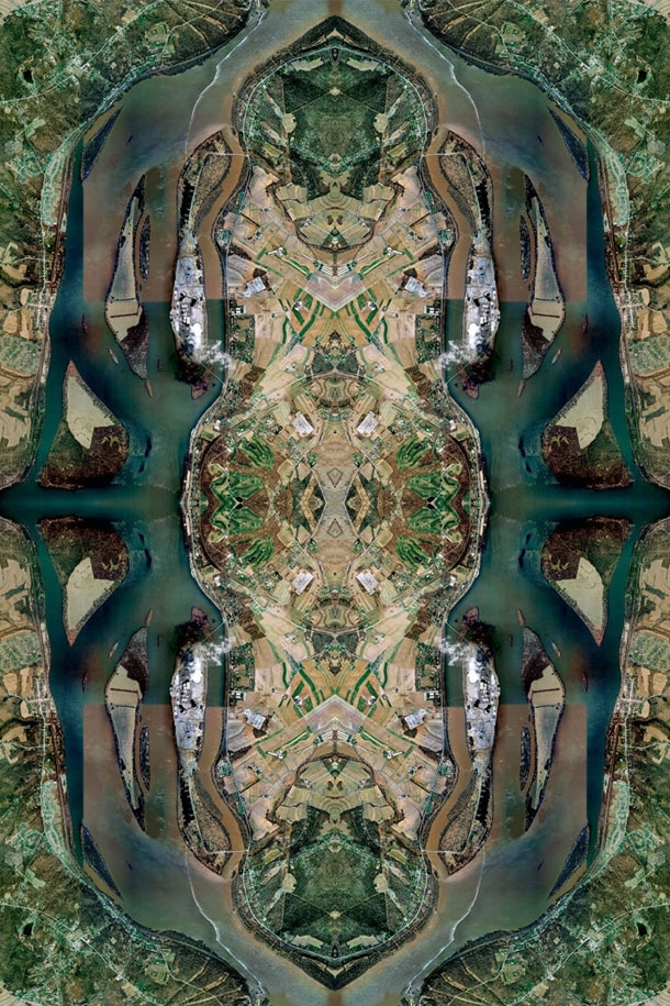 Complex & Beautifully Symmetrical Landscapes Of Earth