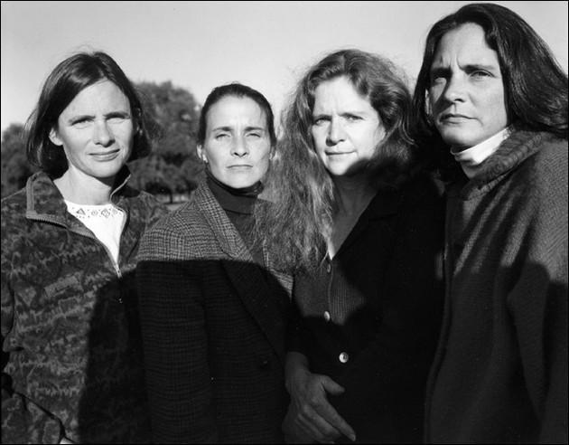 The Brown Sisters, Portraits of 4 Sisters Taken Every Year For 36 Years