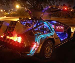 Rent Your Back to The Future Time Maschine!