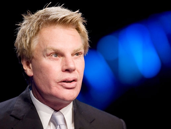 Abercrombie's CEO Is A Douche!