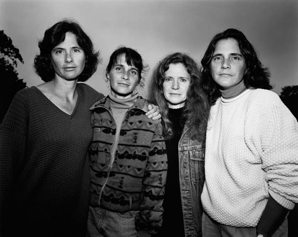 4 Sisters Photographed Every Year For 36 Years 