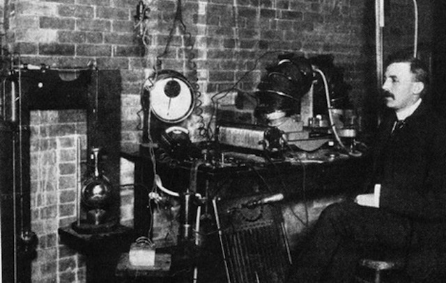 Rutherford in his lab at McGill, c. 1905