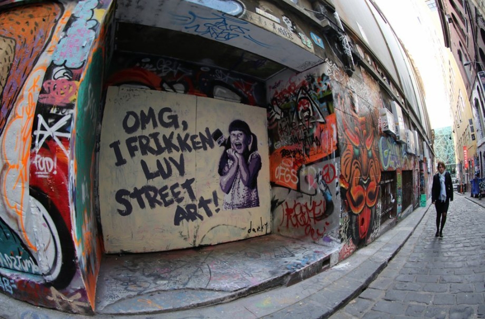 Luv Street art 