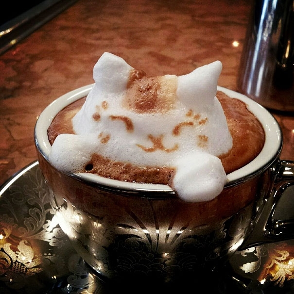 Cool coffee foam art by Kazuki Yamamoto 