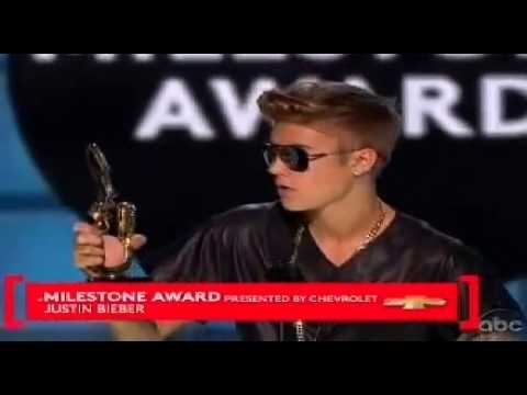 Justin Bieber Wins &#39;Milestone Award&#39; @ 2013 Billboard Music Awards 2013 