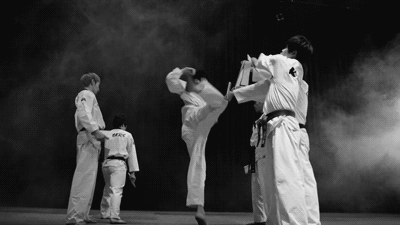 12 Martial Arts Moves That Will Knock Your Head Off 