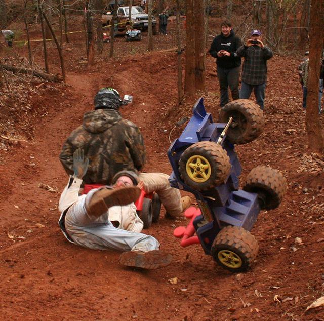 Dangerous Downhill Extreme Barbie Jeep Racing