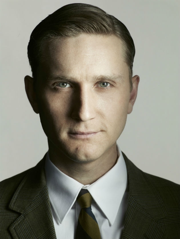 We Want Aaron Staton from ‘Mad Men’ to Manage Our Accounts