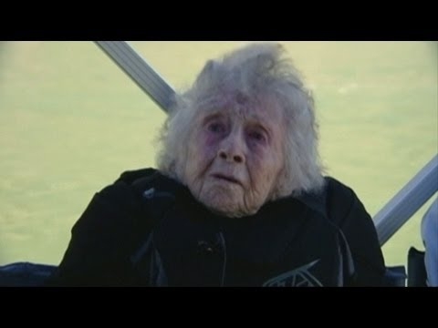 102-year-old base jumper Dorothy Custer celebrates birthday by leaping from a bridge in Idaho 