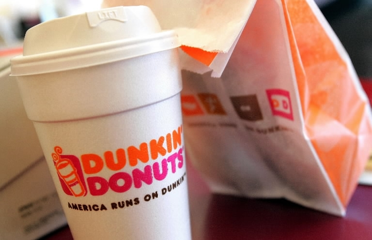 Lady Goes Crazy, Demands Free Food At Dunkin Donuts