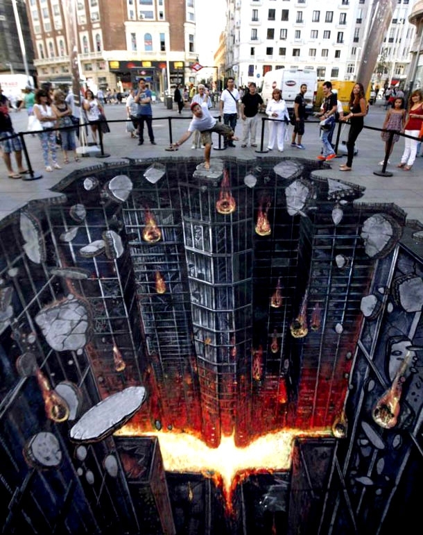 These Dazzling 3D Chalk Drawings Will Blow Your Mind 