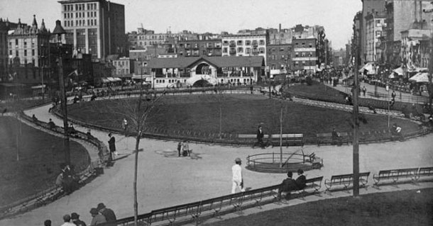 Vintage Photographs Of Life In 19th Century New York City 