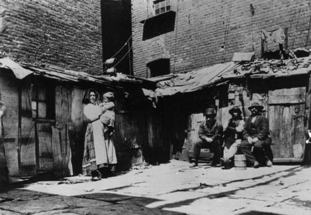 Vintage Photographs Of Life In 19th Century New York City 