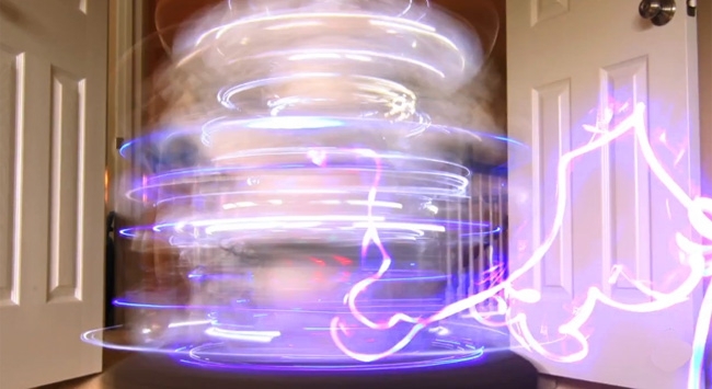 Fan does Transporter Effects In 'Star Trek' With Lights And Chairs