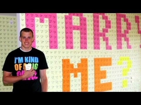 Man uses 8,000 Post-it Notes to propose to girlfriend 