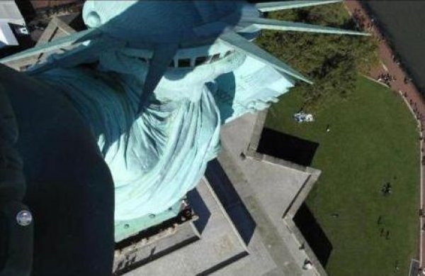 Statue of Liberty Selfie
