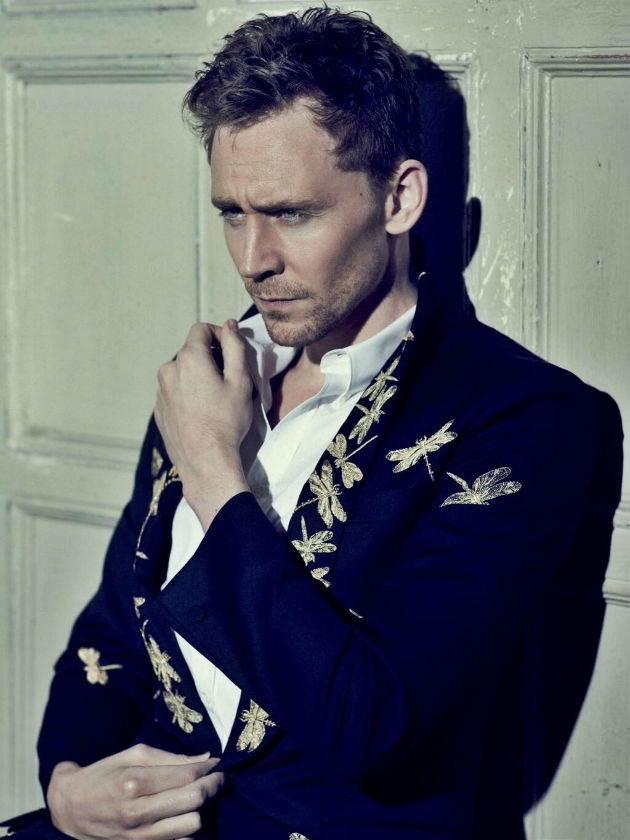 Actor Tom Hiddleston Has Classy British Style We Melt For