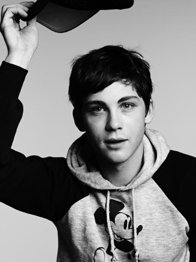 Logan Lerman Is Such a Pretty Boy and He's Legally Cute