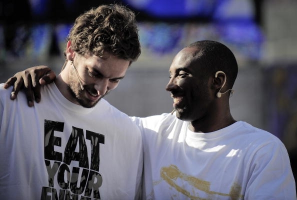 Laker Love: 12 Photos Of Kobe Bryant & Pau Gasol Bro-mancing