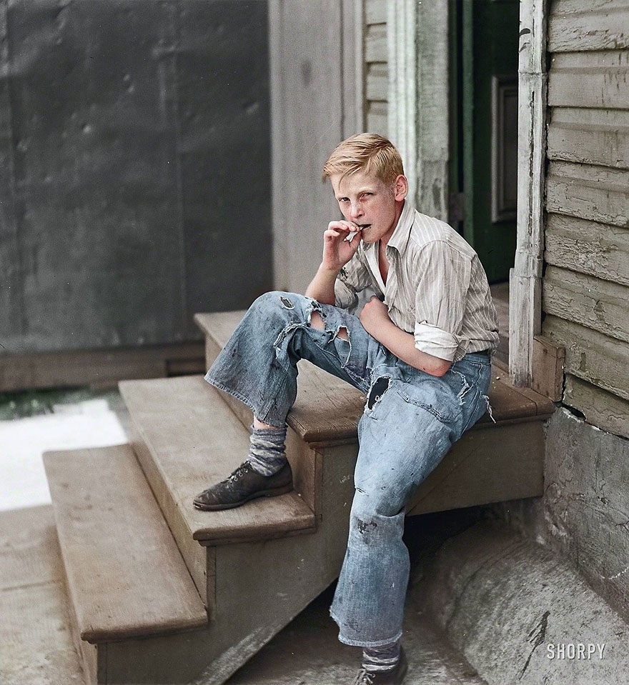 20 Historic Black and White Pictures Restored in Color
