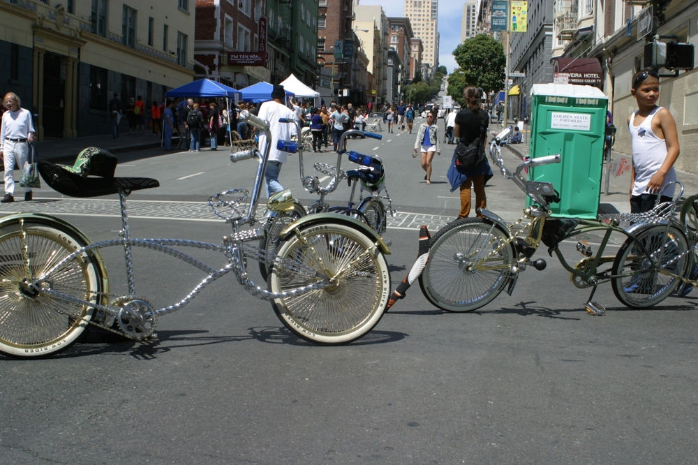 Sunday Streets in the Tenderloin