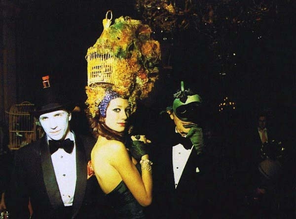 Extraordinarily Odd Photographs From A 1972 Rothschild Party