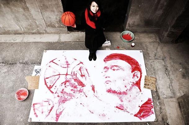 Impressive Portrait Of Yao Ming Painted Using A Basketball