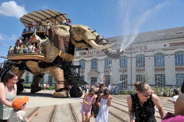 The Incredible Monsters & Machines Of The Isle Of Nantes