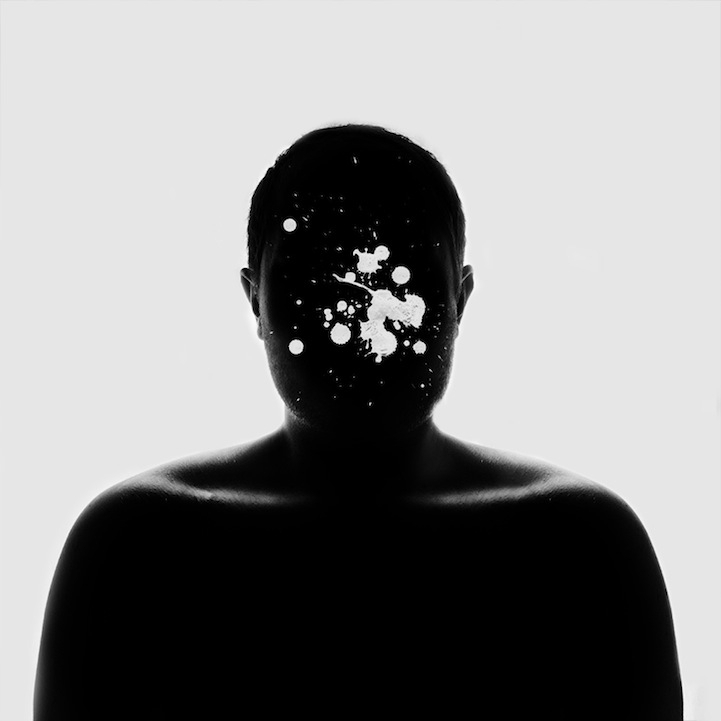 Emotionally Charged Portraits of Faceless Shadows