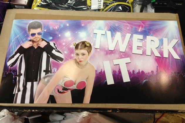10 Terrible Halloween Costumes You Should Definitely NOT Wear This Yea