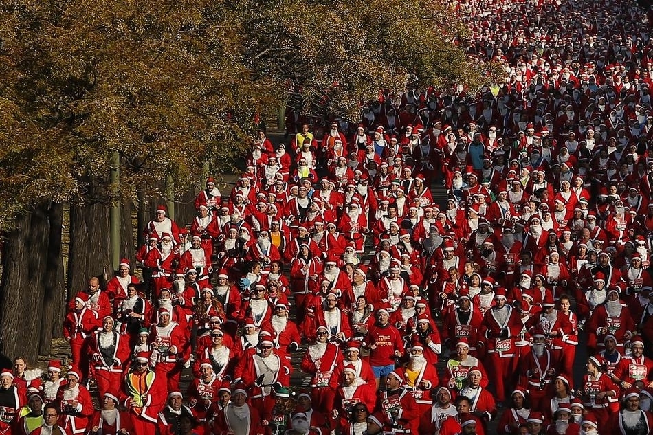 55 Incredible Images Of The World Celebrating Christmas