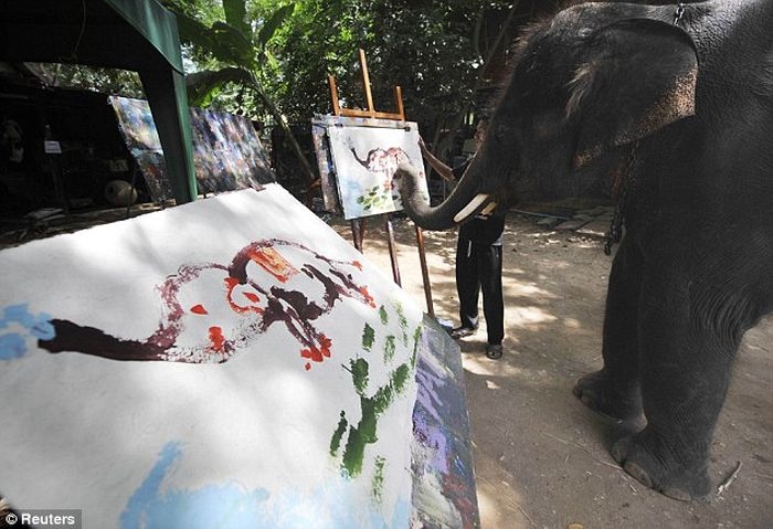 An impressionist elephant 