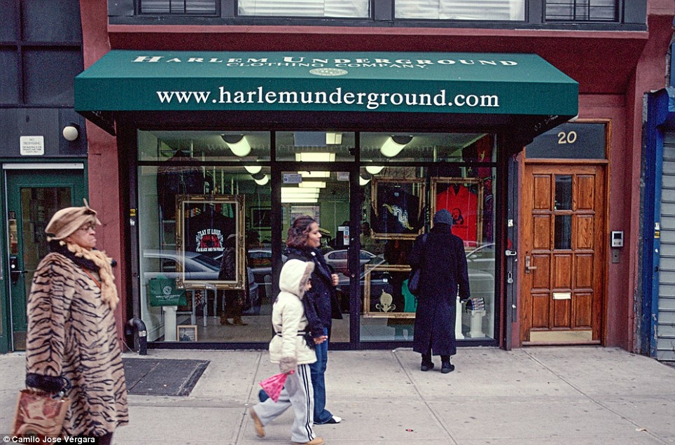 Photos of Harlem: from 1970 till 2010