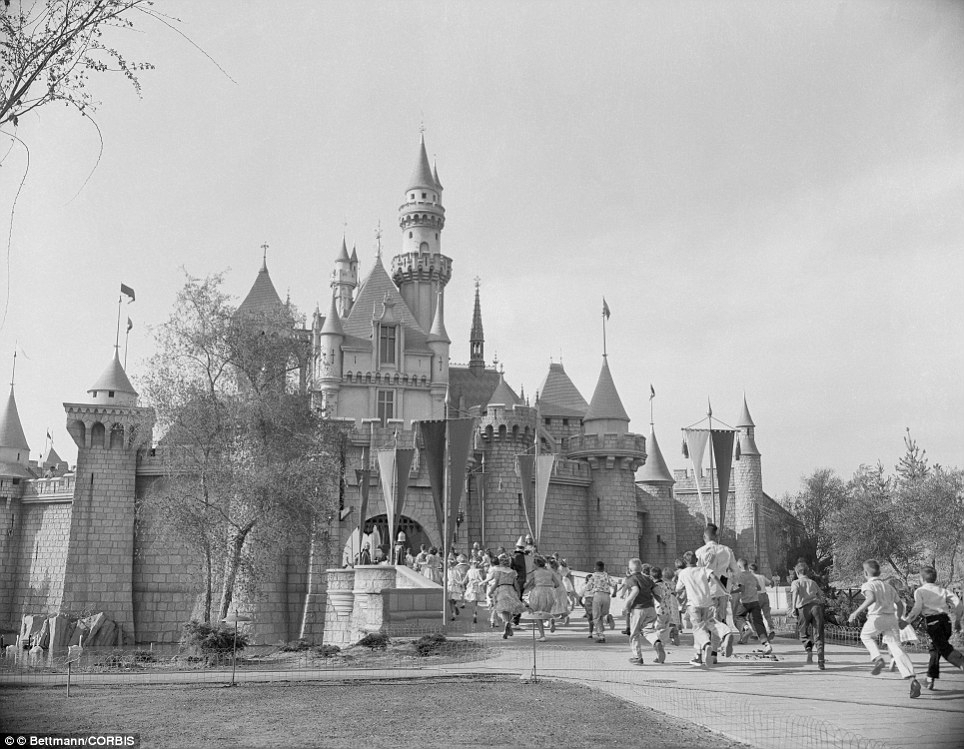 Disneyland: now and then 
